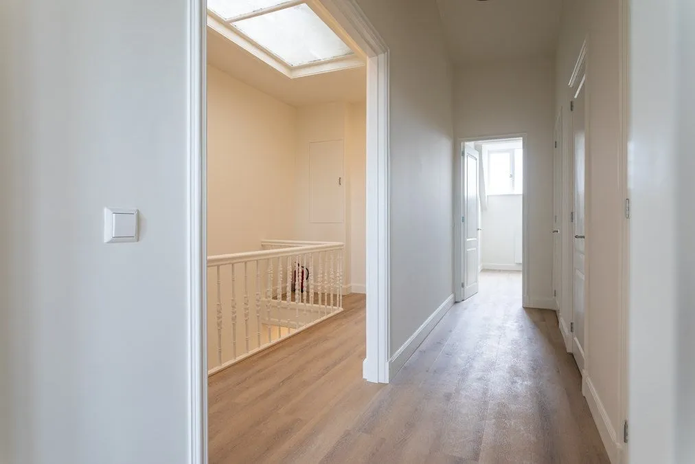 Appartement 6 pièces à Den Haag