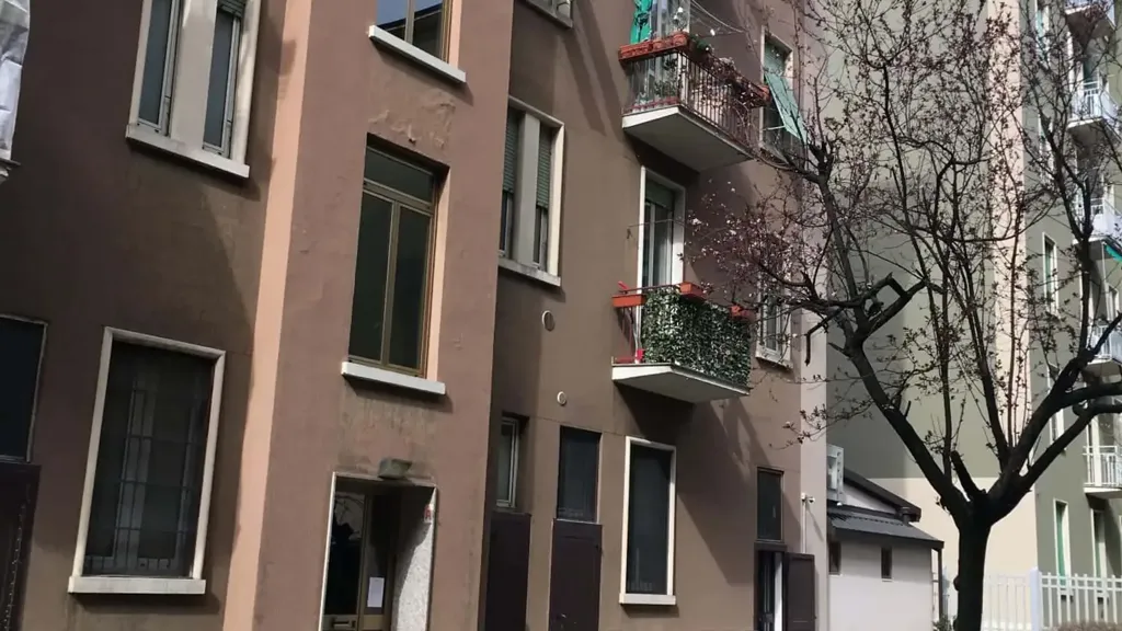 Exterior - Furnished Apartment with Balcony in Milan