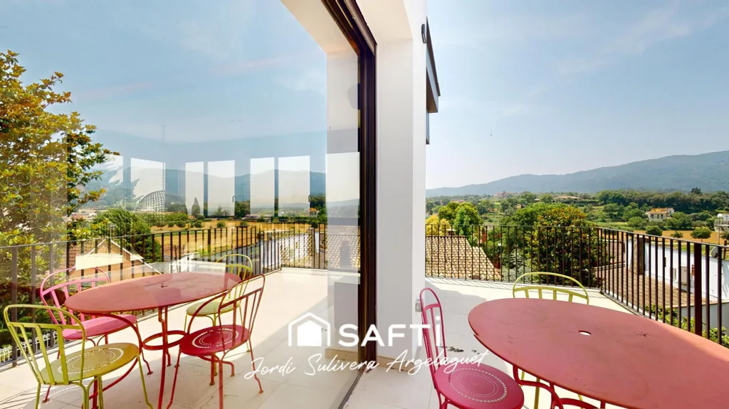 Terrasse - Luxury Villa with Panoramic Views in Banyoles