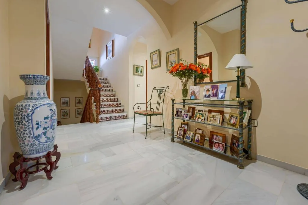 Ingresso - Luxury Villa with Pool in Tomares