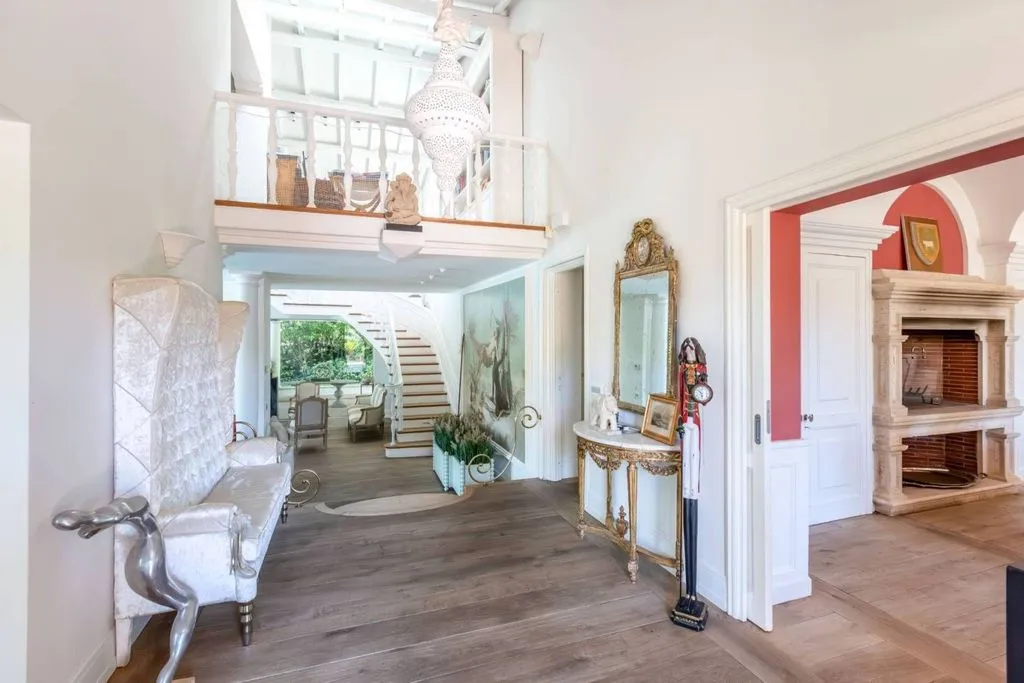 Entrée - Luxury Villa with Pool in Largo Dell' Olgiata, Rome