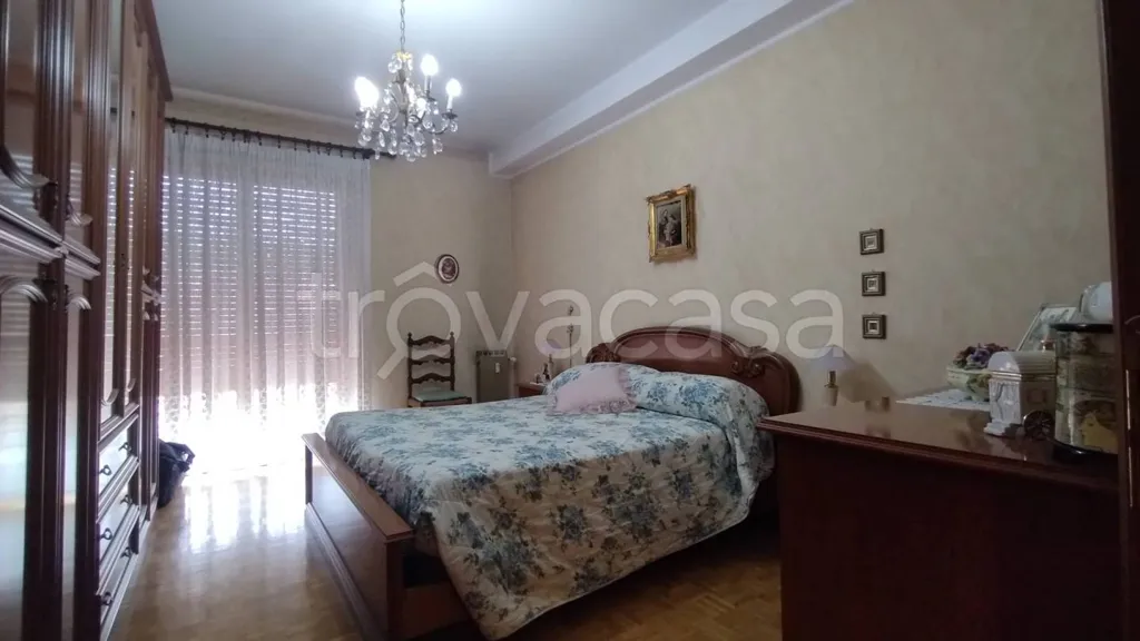 Chambres - Spacious Apartment with Balcony Views in Torino