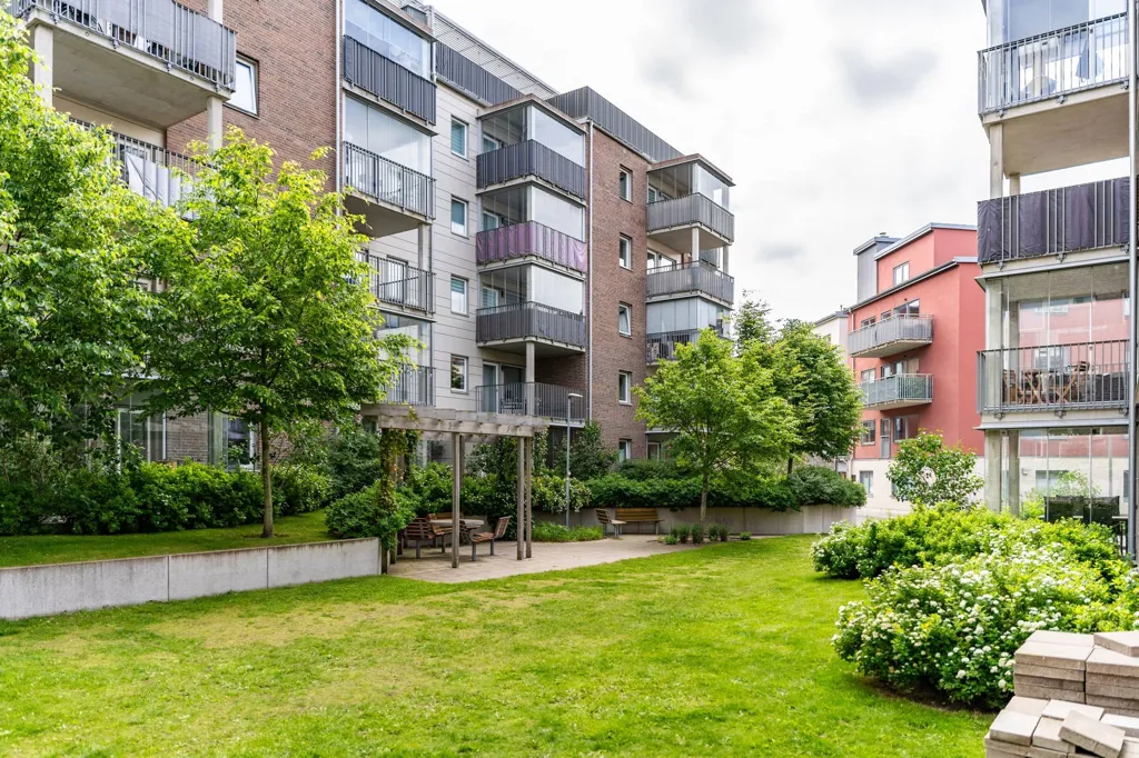 Giardino - Modern Flat with Balcony in Mariastaden