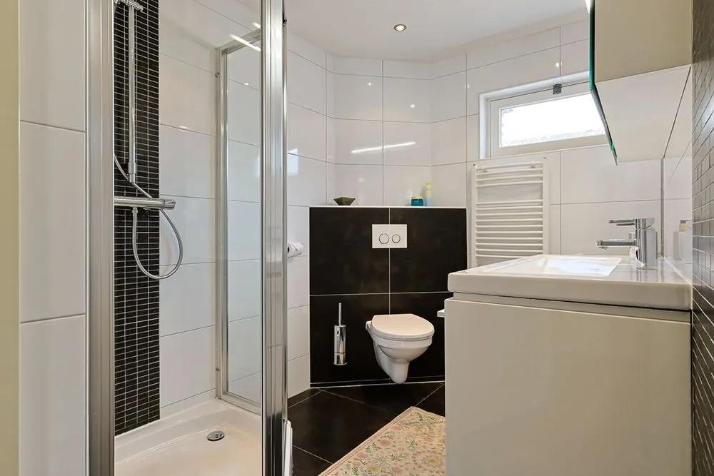 6-room house in Alphen Aan Den Rijn