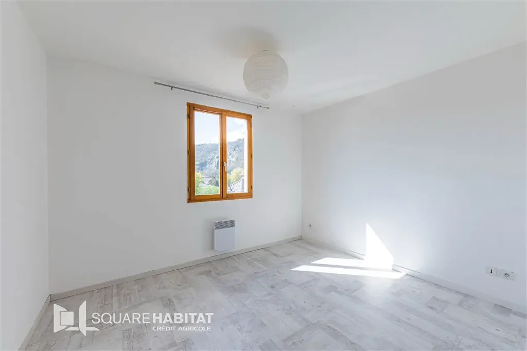 5-toaline maja asukohas Saint Uze