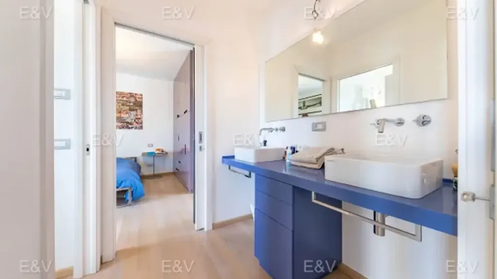 Salles de bain - Rustic Villa with Garden in Perugia