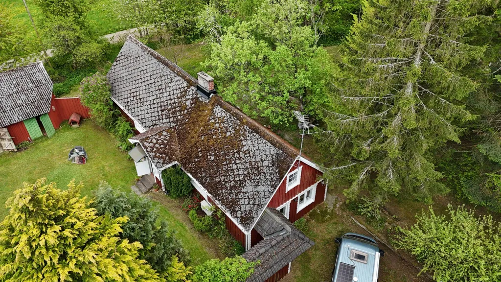 5-toaline maja asukohas Örkelljunga kommun