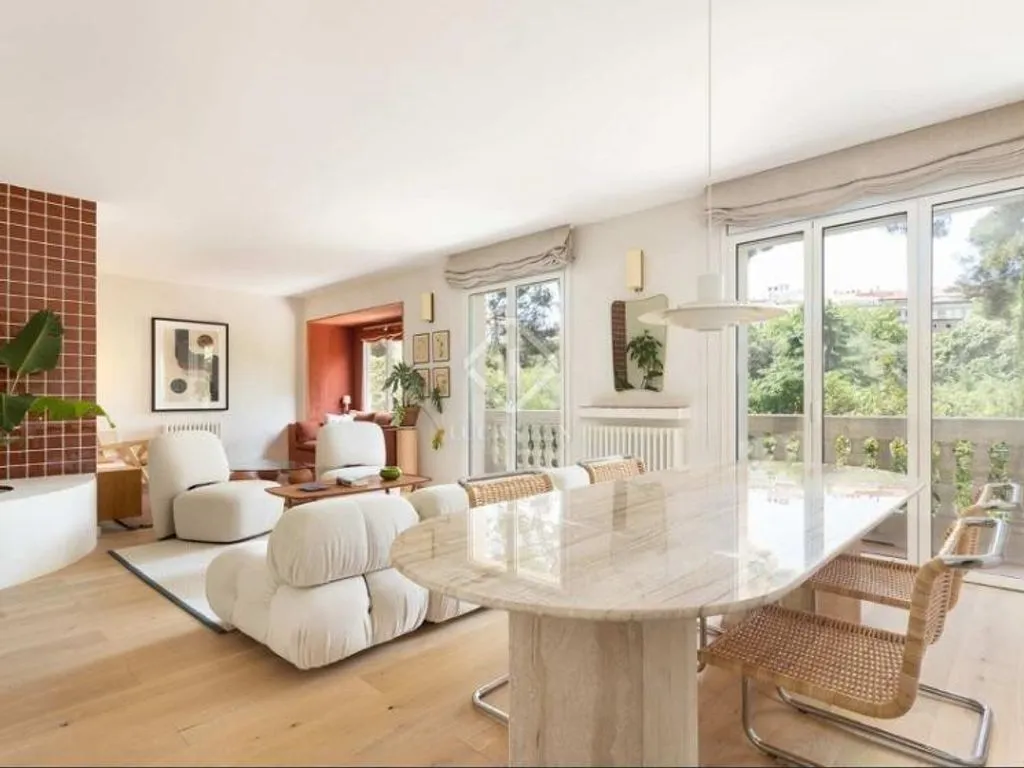Söögituba - Luxury Flat with River View in Elche
