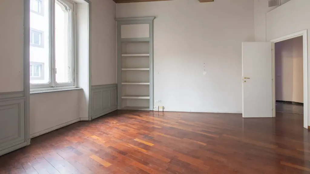 Rooms - Liberty Style Apartment with Bow Window in Turin