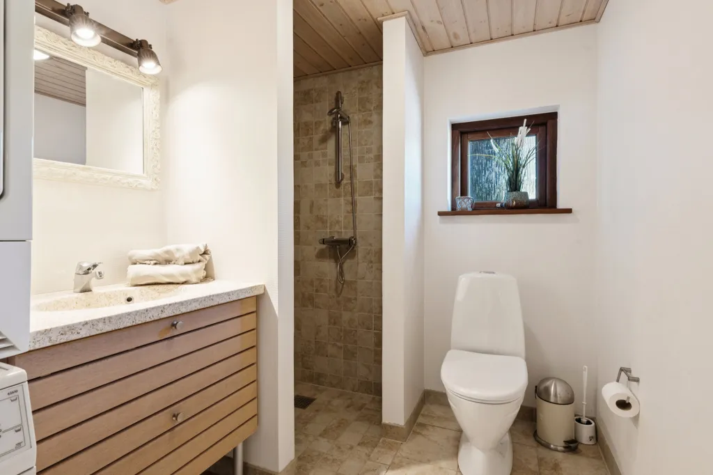 Vannitoad - Vacation House with Pool near Hals