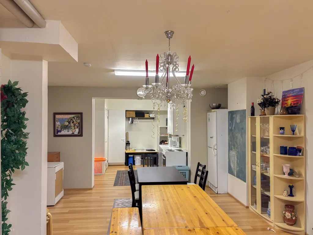 Söögituba - Spacious Flat with Balcony in Länsimäki, Vantaa