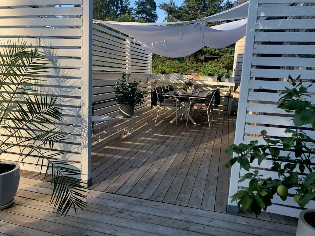 Terrace - Family-Friendly Semi-Detached House in Taberg
