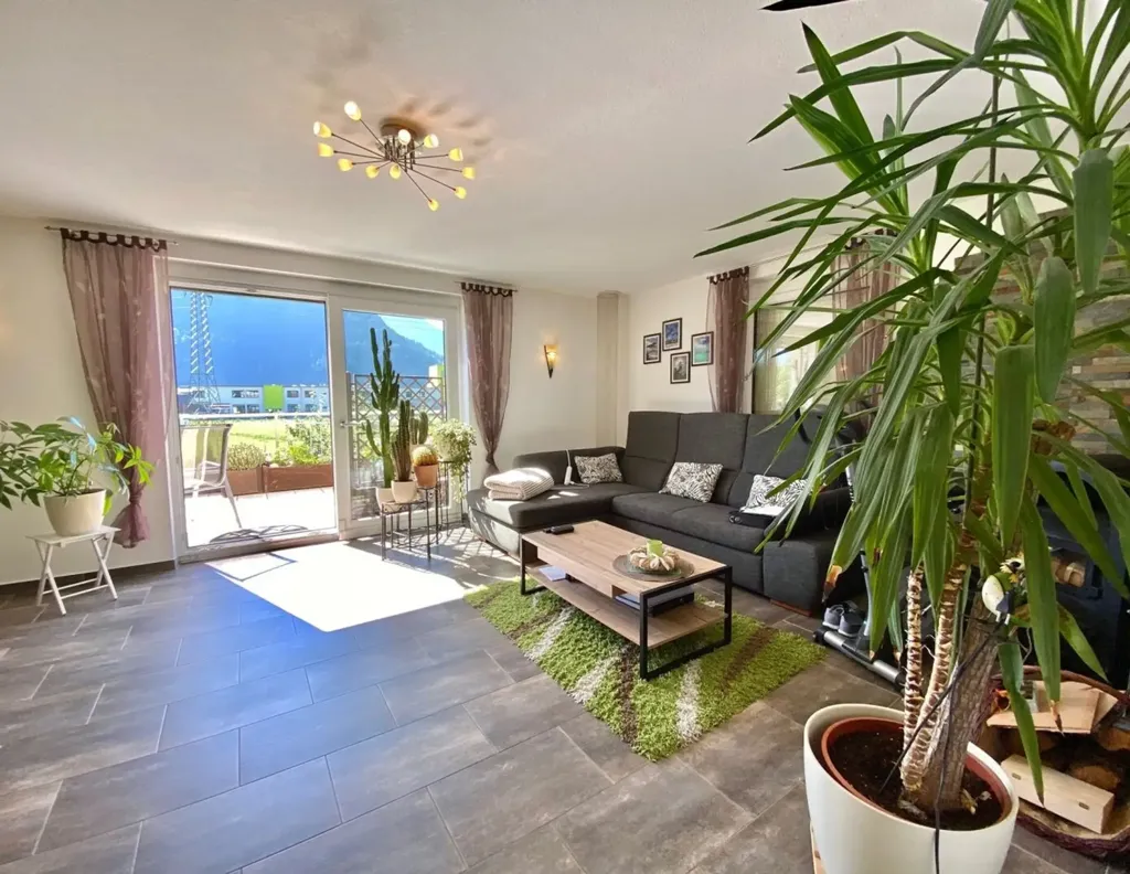 Séjour - Well-Maintained 4-Bedroom Apartment in Kramsach