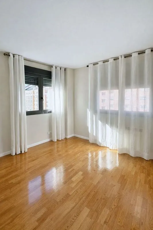 Elutuba - Bright Apartment with Pool in Sanchinarro
