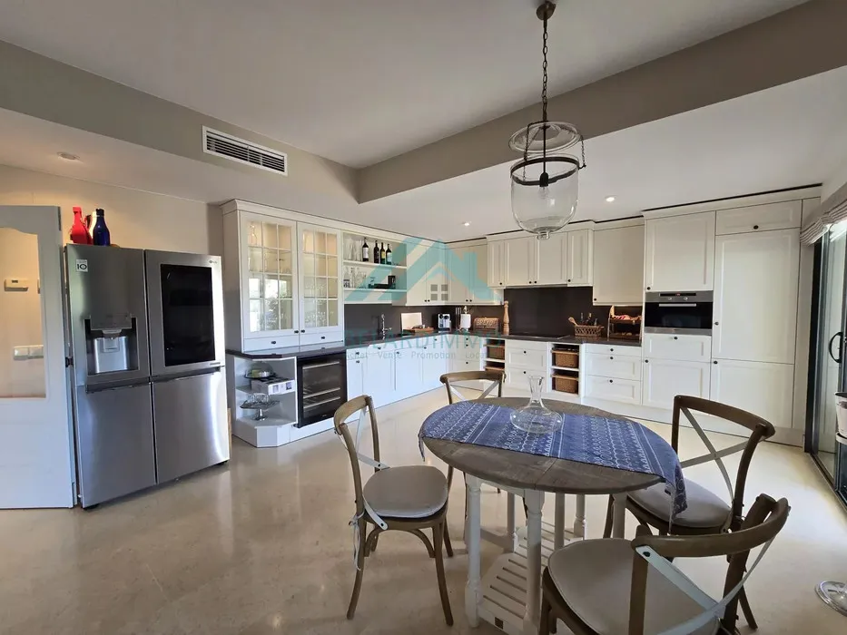 Apartment in Benahavís