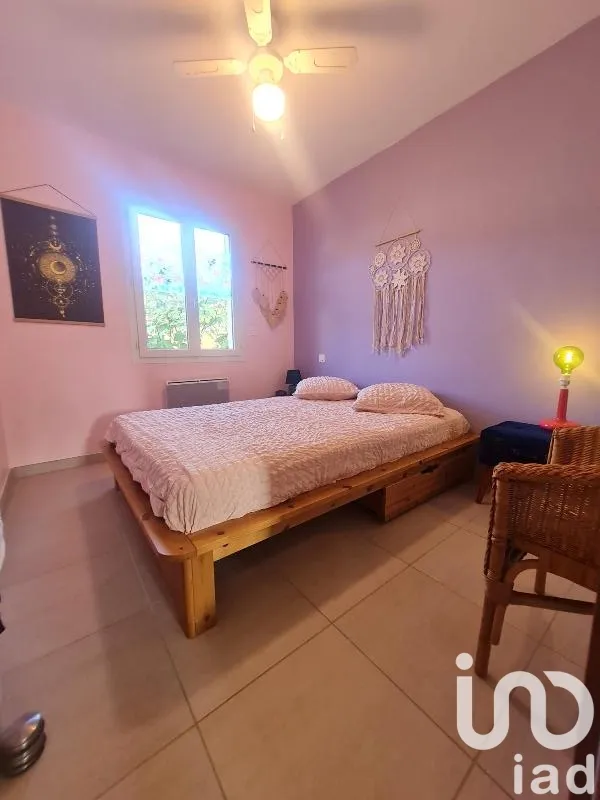Chambres - Maison de 3 Pièces avec Terrasses à Ortaffa