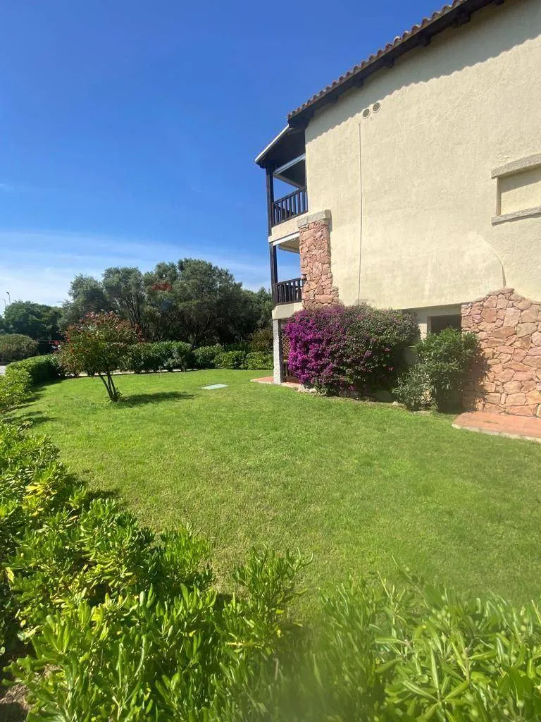 Aed - Timeshare Apartment with Patio in Costa Smeralda