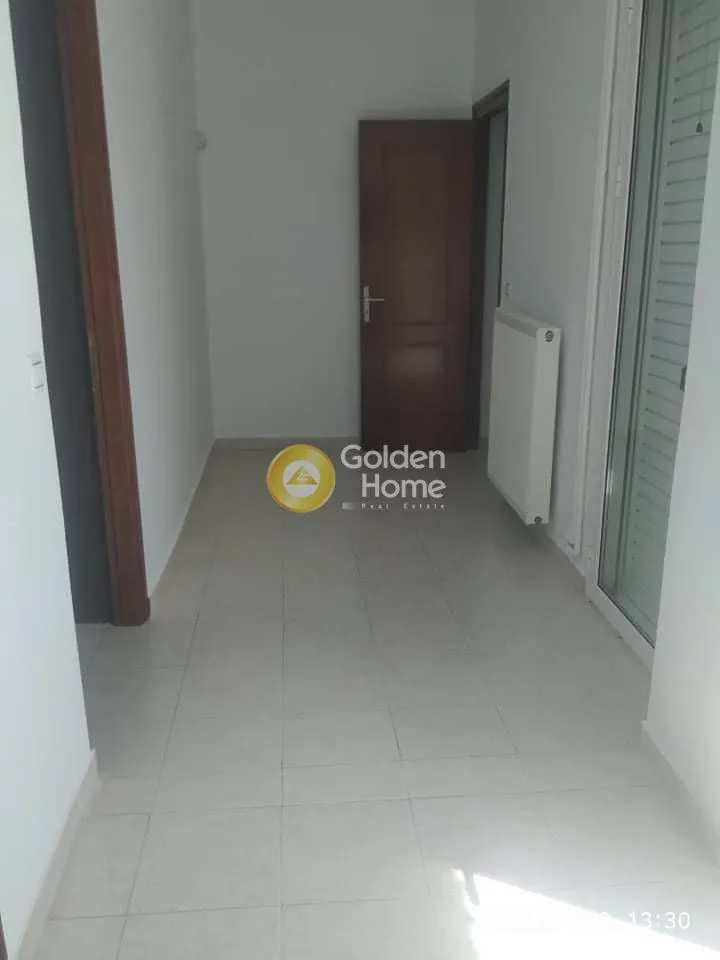 Entrée - Neoclassical Townhouse with Sea View in Salamina