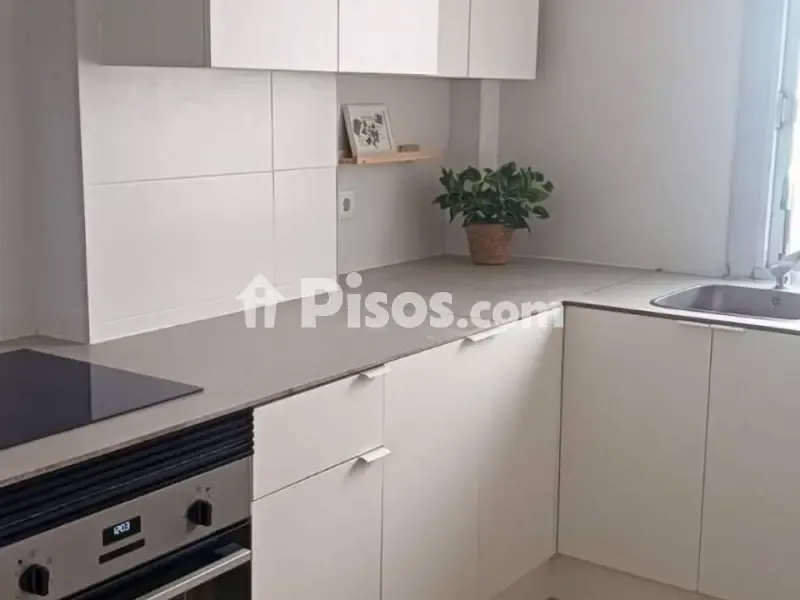 Kitchen - Modernised Flat with Balcony in Castellón