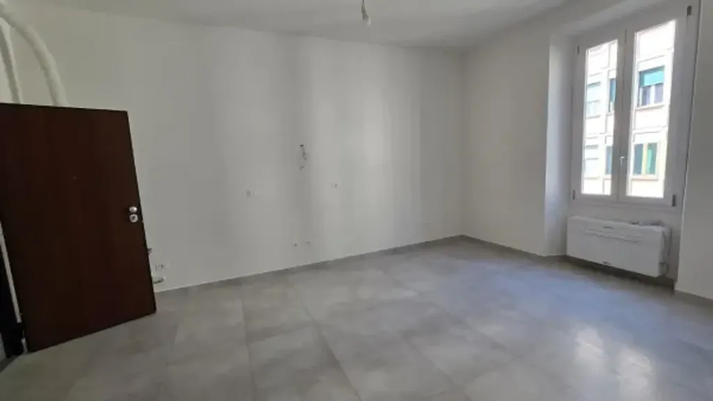 Pièces - Fully Renovated Apartment near Florence Centre