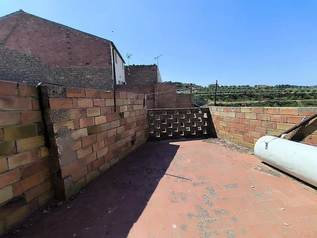 Giardino - Character Townhouse with Terraces in Albagés