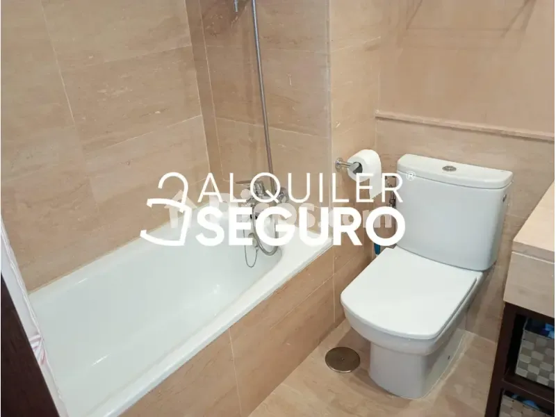 Seafront Flat with Pool in Carretera de Cádiz