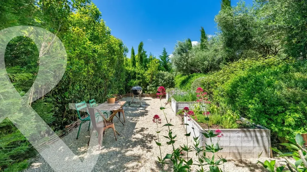 Jardin - Maison Provençale avec Piscine près de Maussane