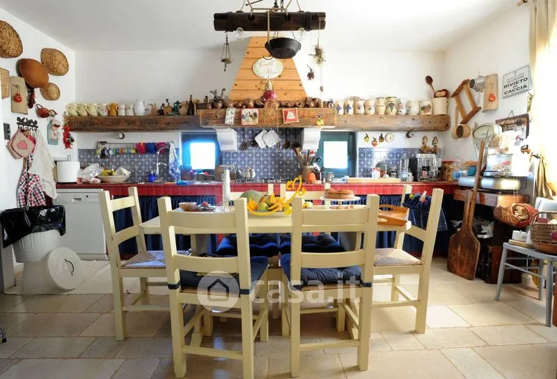 Salle à manger - Rustic Trullo Complex with Garden in Martina Franca