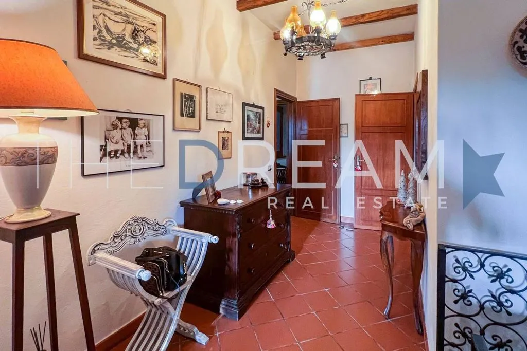 Entrée - Detached Villa with Private Garden in Forte dei Marmi