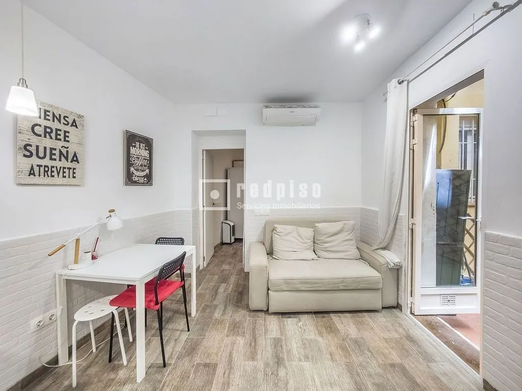 Elutuba - Apartment with Patio in Salitre, Madrid