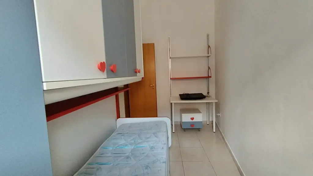 Magamistoad - Semi-detached Villa Apartment in Montoro