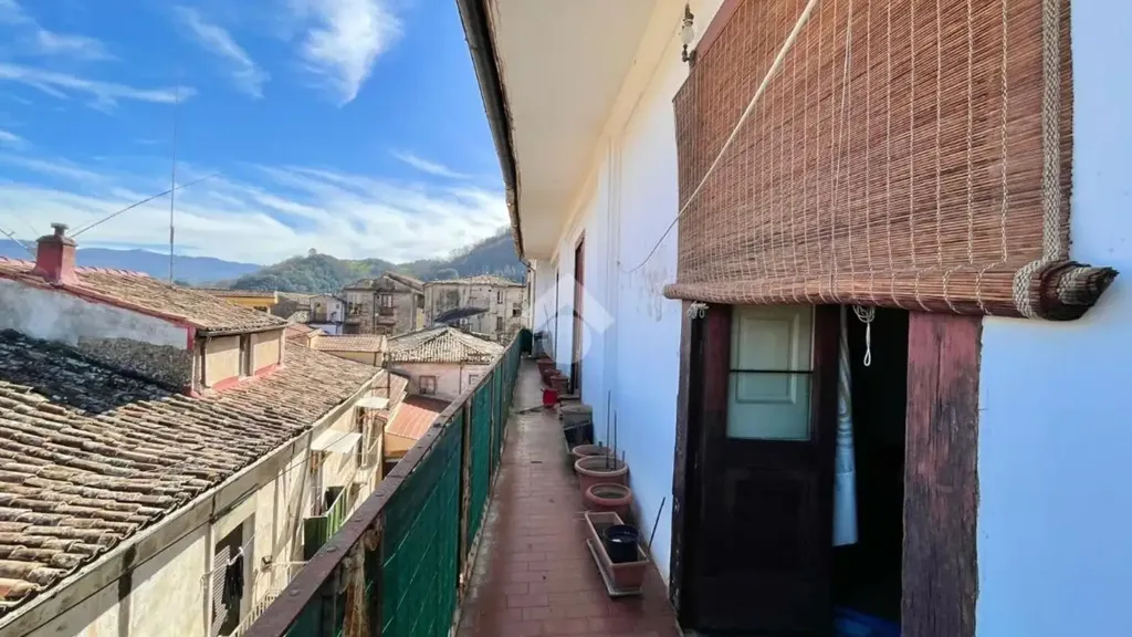 Rõdu - Historic Apartment with Balconies in Cosenza