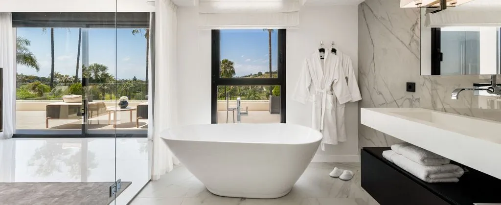 Vannitoad - Luxury Villa with Golf View in Marbella