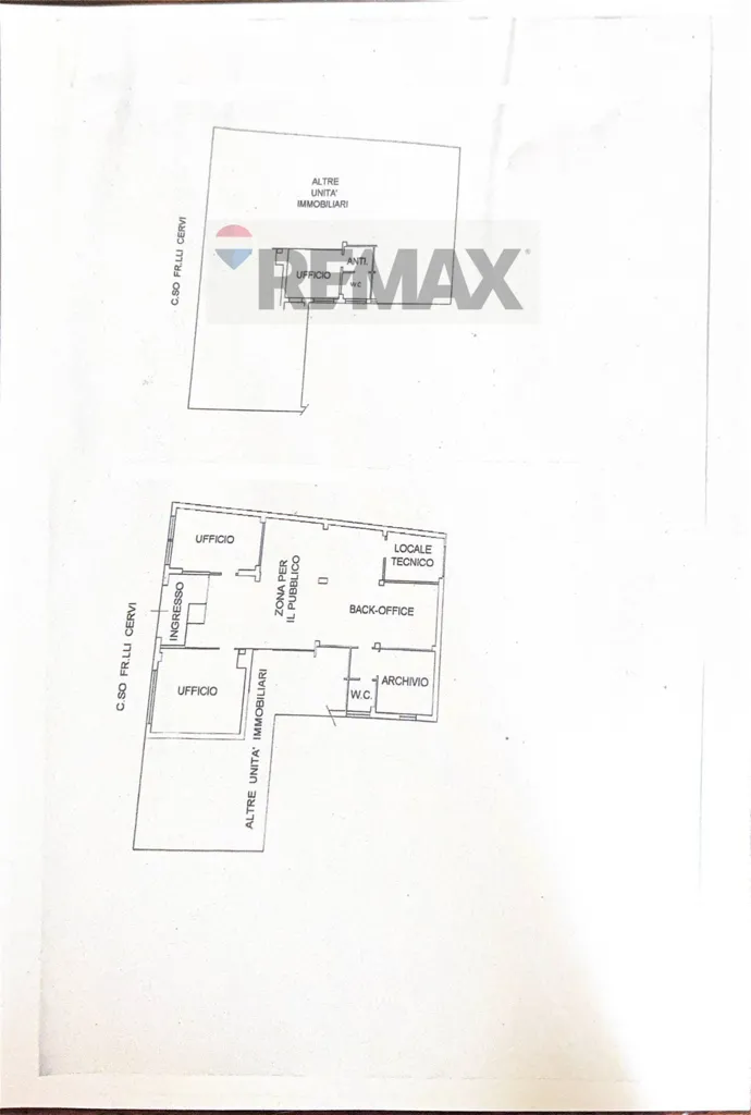 Commercial Space with 3 Vitrines in Riccione