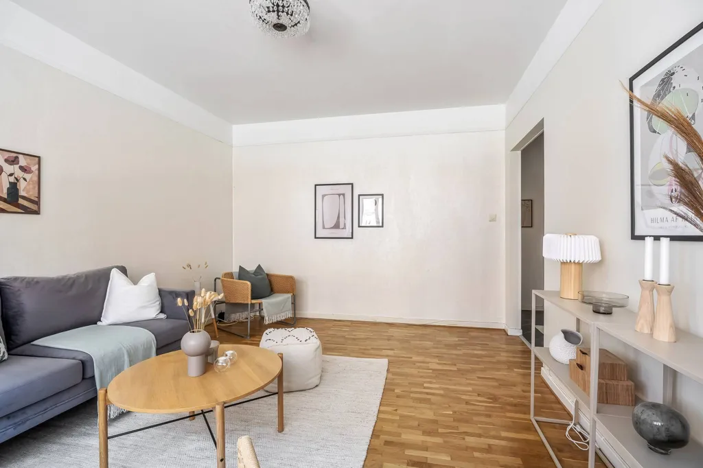 Séjour - 1960s Flat with City Proximity in Malmö