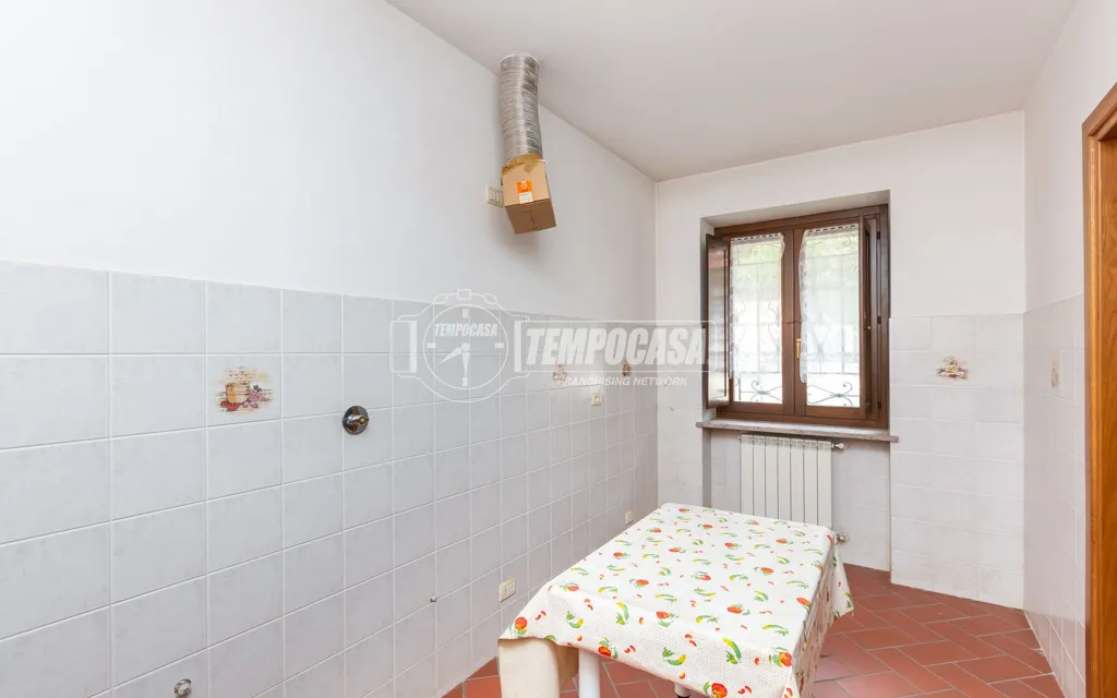Söögituba - Bifamiliar Villa with Private Garden in Caprie