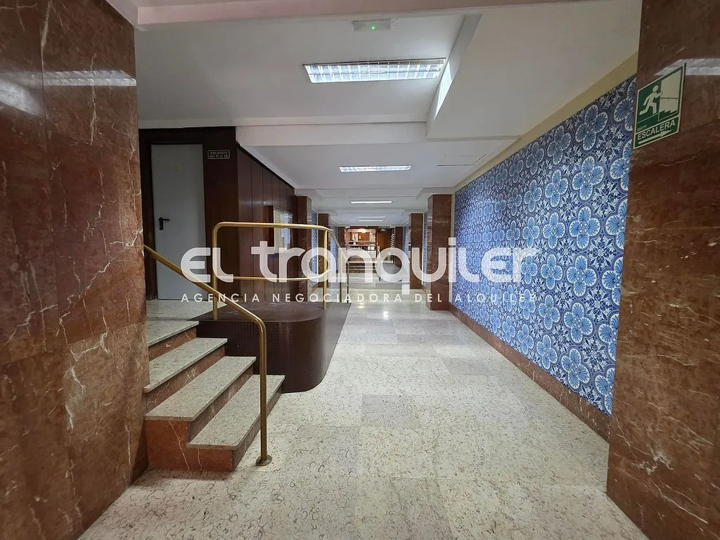 Entrée - Apartment with Terrace in De Teruel Street