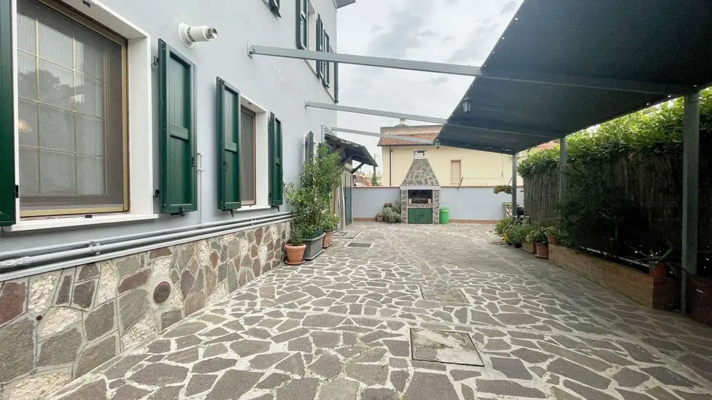 Jardin - Elegant Semi-detached House in Borgo Virgilio