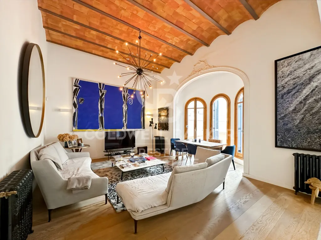 Elutuba - Flat with Large Terrace in Eixample, Barcelona