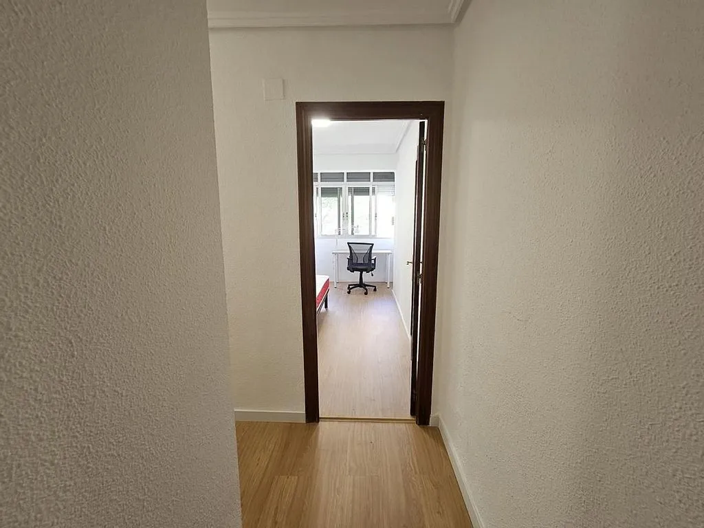 Entrée - Fully Renovated Student Flat in Valencia