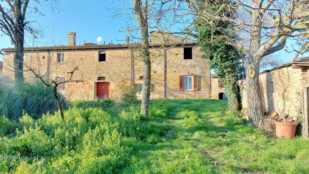 Välivaade - Rustic Farmhouse with 3000m² Land in Certaldo