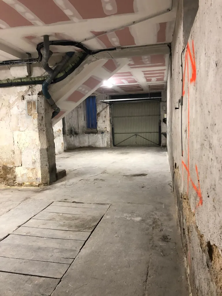 Garaaž - Central City Garage in Auxerre