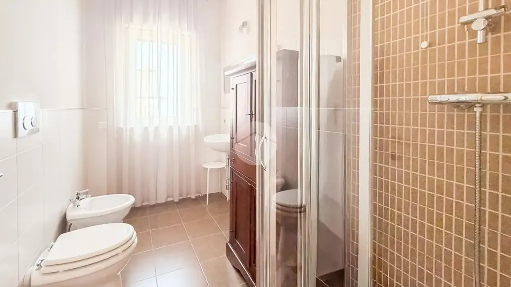 Salles de bain - Bifamiliare with Garden in Antrosano