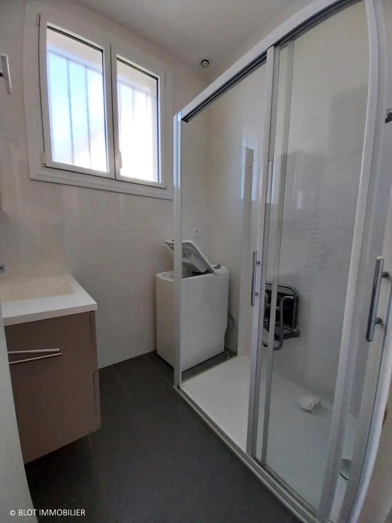 Bagni - Bright House with Balcony in Antrain