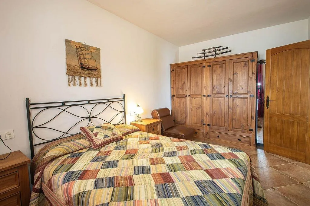 Magamistoad - Chalet with Pool and Terrace in Nívar