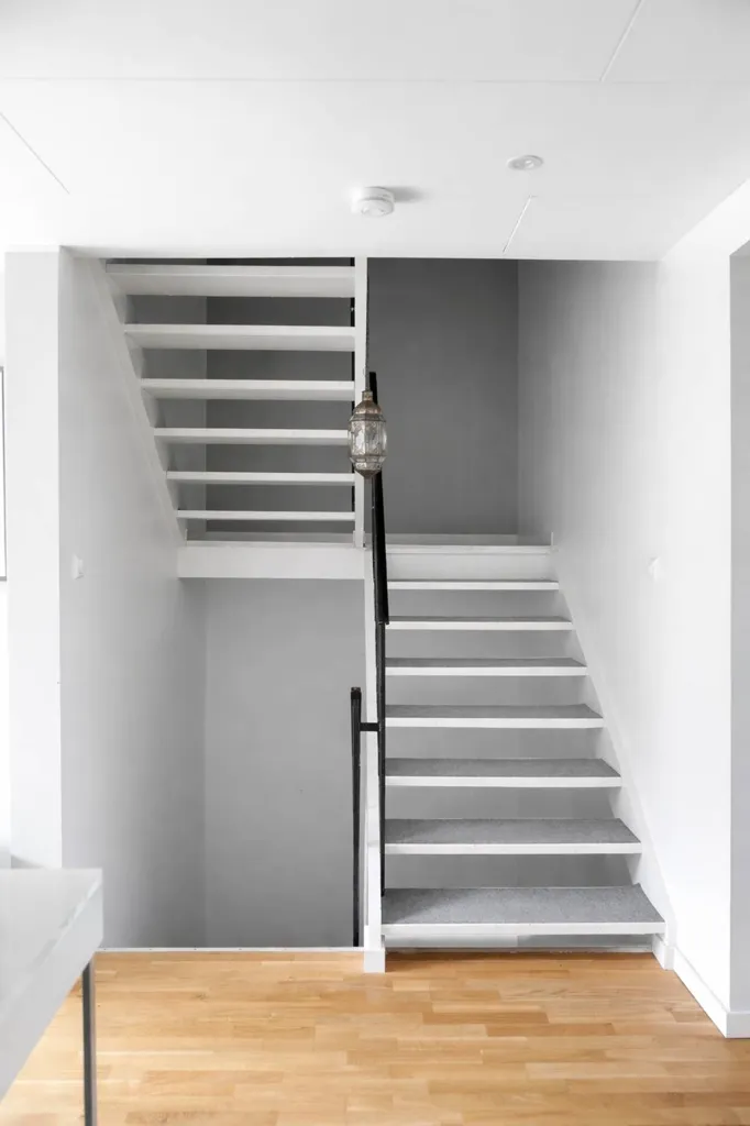 Toad - Renovated Terraced House with Corner Plot