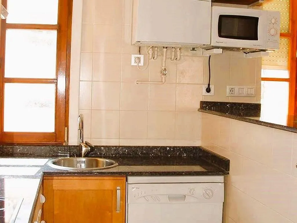 Cuisine - Apartment with Balcony and Terrace in Logroño Centre