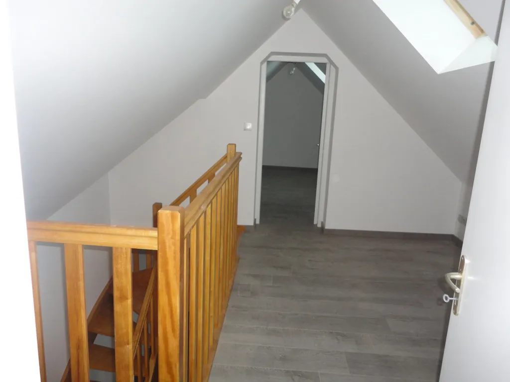 Pièces - Duplex Charmant avec Cour à Rinxent