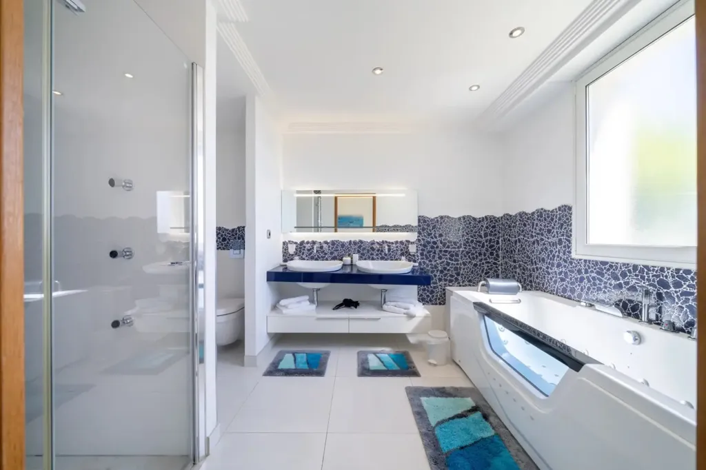 Vannitoad - Contemporary Bastide with Pool in Quiet Setting