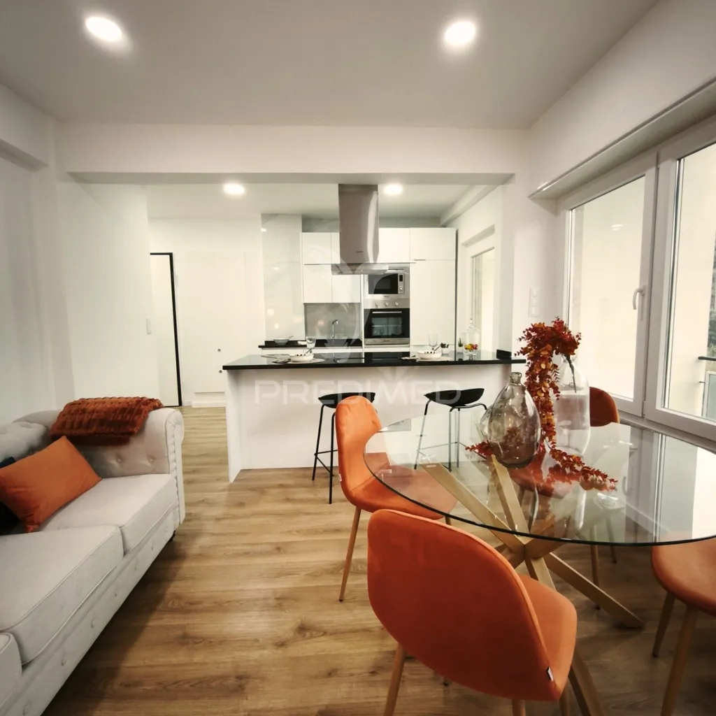 Salle à manger - T3 Apartment with Home Office in Benfica